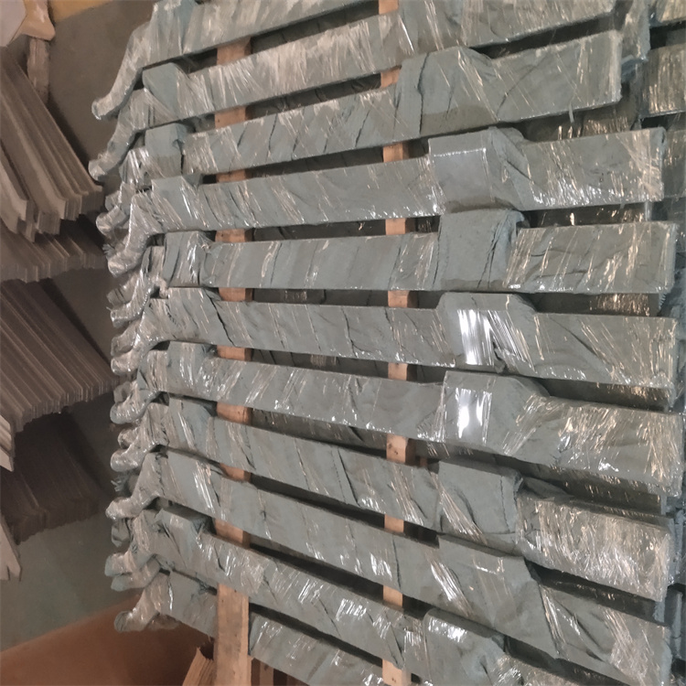 不锈钢板应该找什么厂家购买？