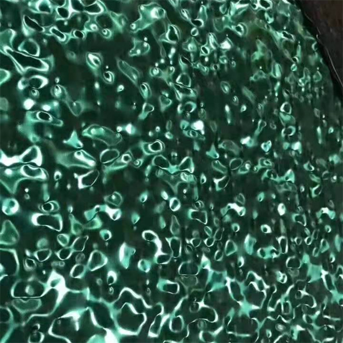 镜面翡翠绿中水波